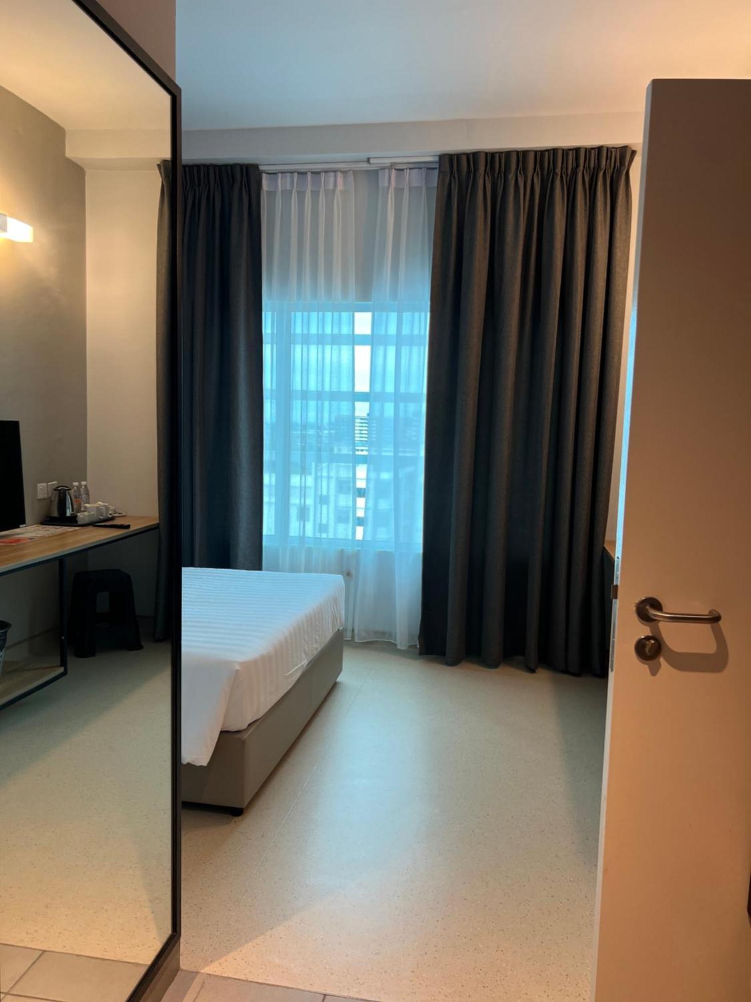 קוצ'ינג Serapi Verdure Hotel מראה חיצוני תמונה