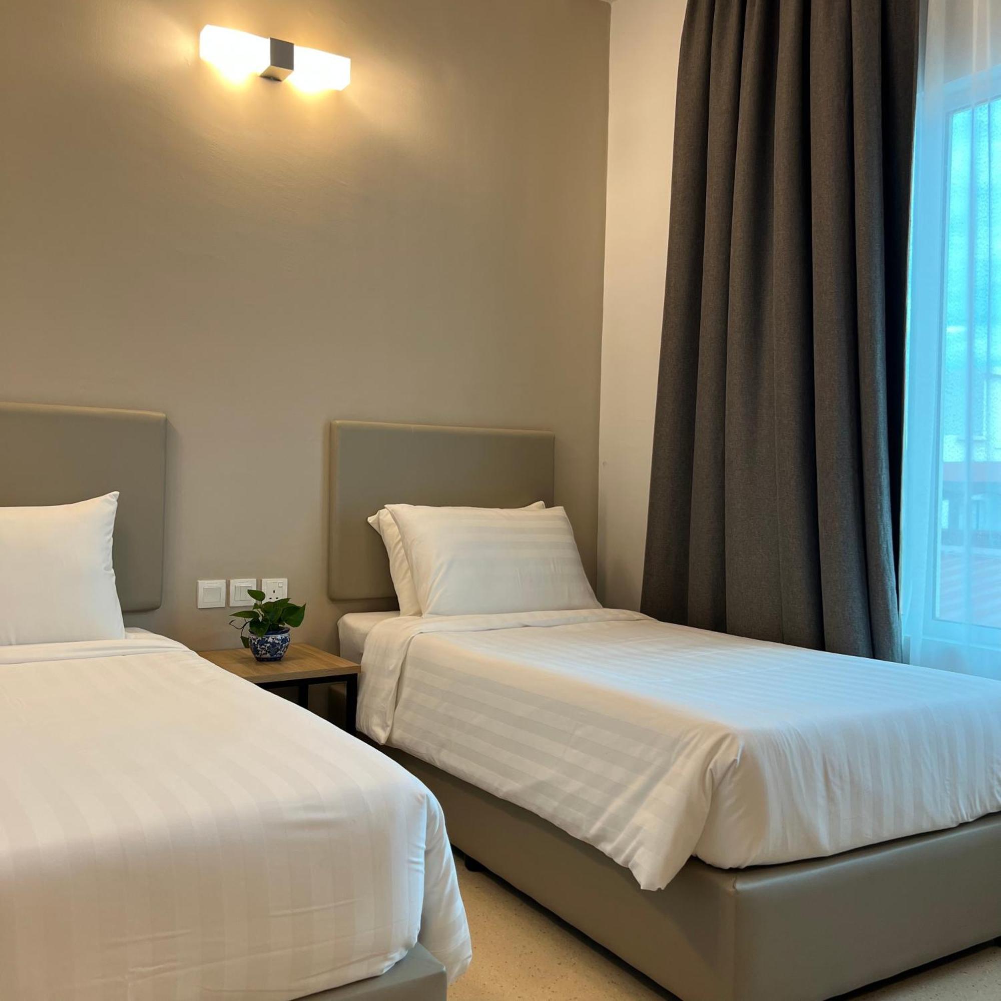 קוצ'ינג Serapi Verdure Hotel מראה חיצוני תמונה